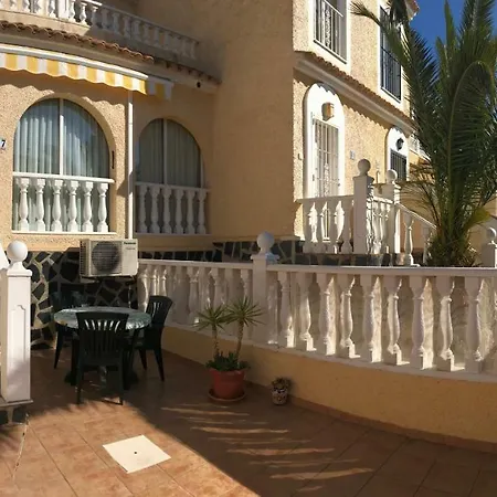 Casa Avenida Escandinavia 2. Serena 87-34 Apartment *